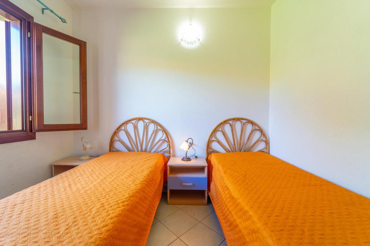 Iss Travel, L'Uddastru Panoramic Apartments - With Private Outdoor Terrace 圣特奥多罗 外观 照片